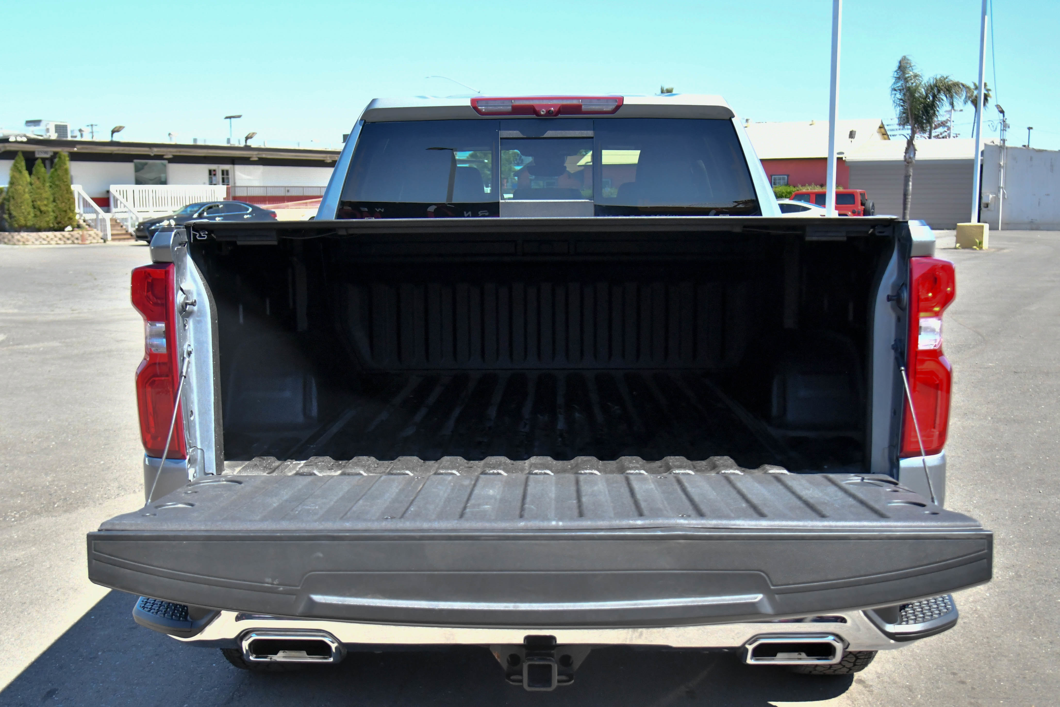 Used 2024 Chevrolet Silverado 1500 LTZ w/ Technology Package AWD/4WD image 54