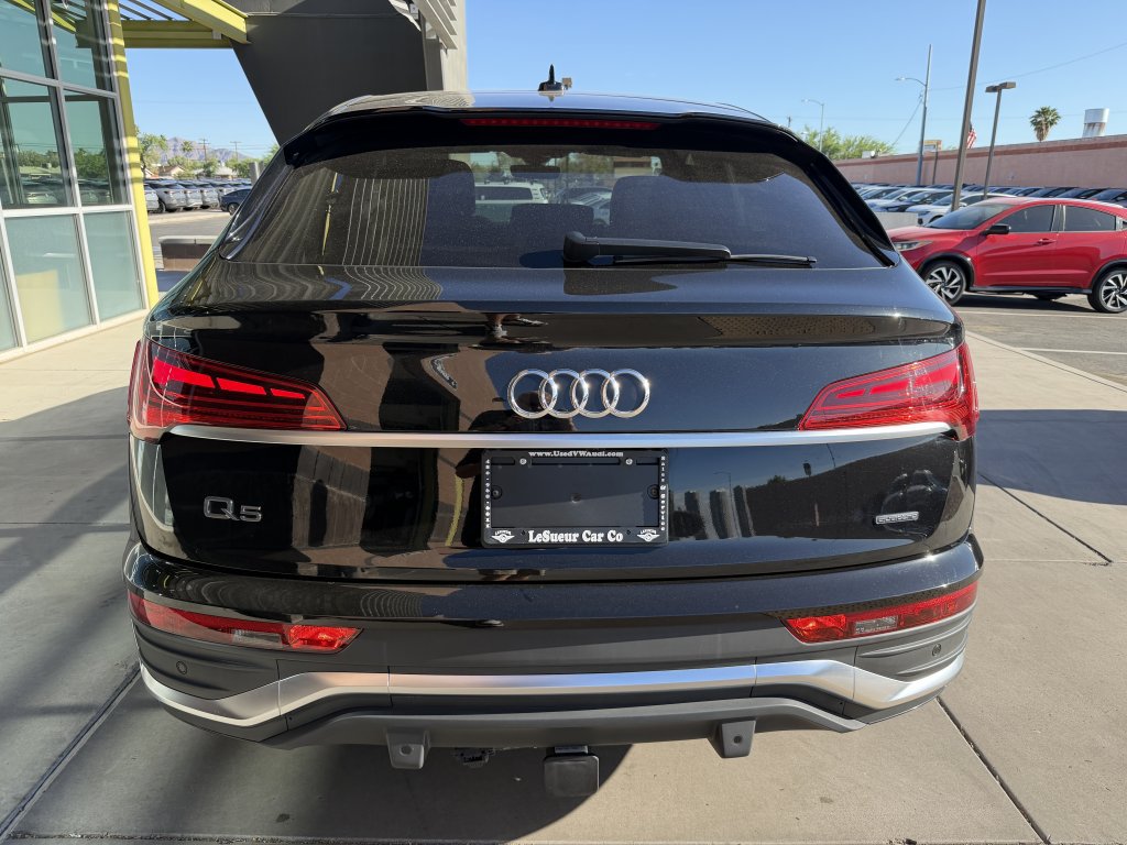 Used 2024 Audi Q5 2.0T Premium Plus w/ Premium Plus Package AWD/4WD image 13