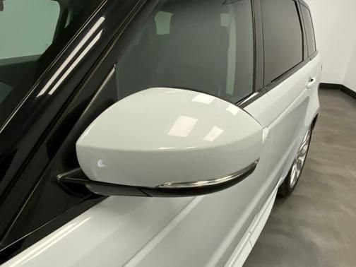 Used 2019 Land Rover Range Rover Sport HST AWD/4WD image 13