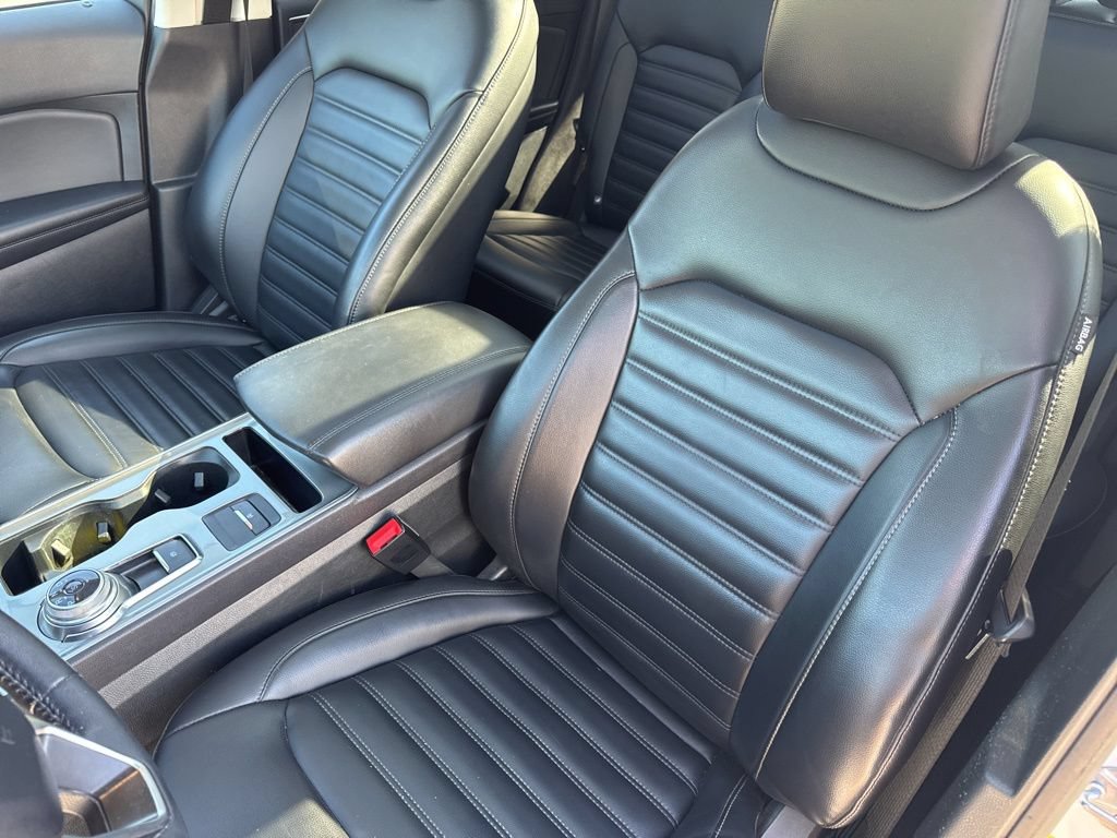 Used 2024 Ford Edge SEL w/ Convenience Package AWD/4WD image 16
