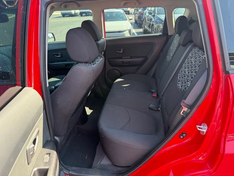 Used 2011 Kia Soul + w/ Audio Pkg FWD image 10