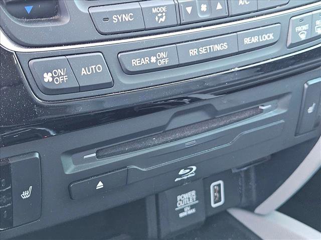 Used 2019 Honda Pilot Touring image 11