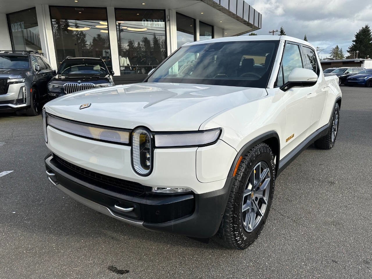 Used 2022 Rivian R1T Launch Edition image 1