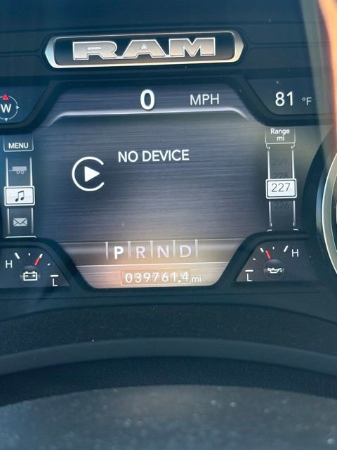 Used 2021 GMC Yukon XL AT4 w/ AT4 Premium Package image 11