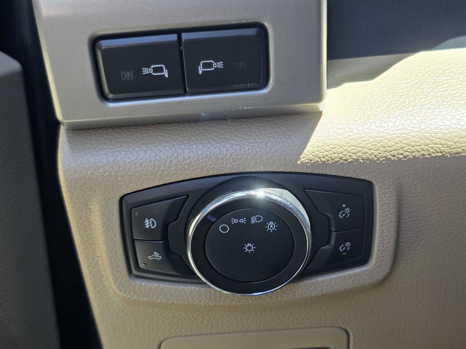 Used 2018 Ford F150 Lariat AWD/4WD image 11