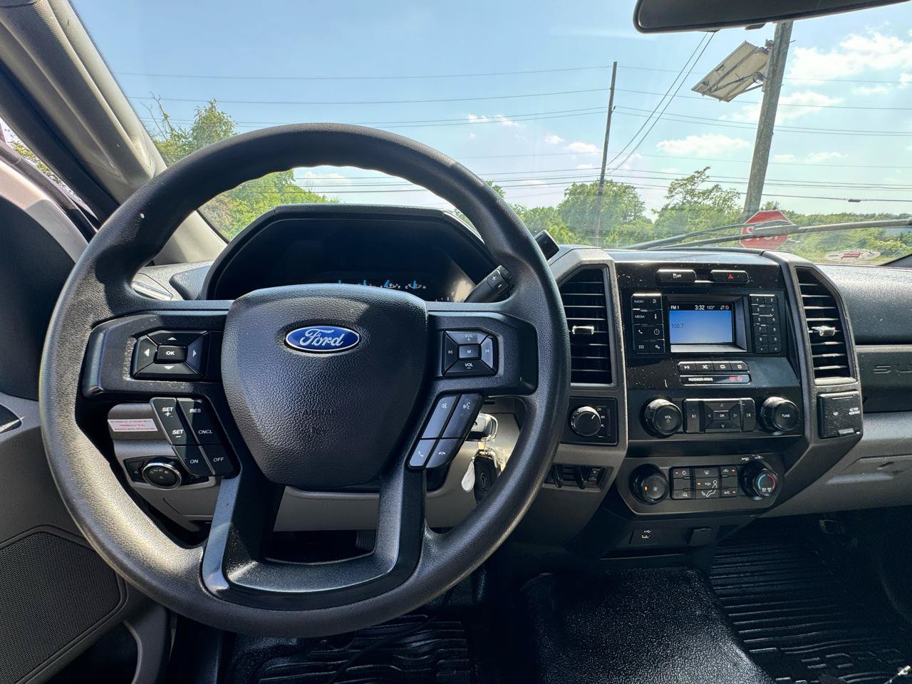 Used 2020 Ford F350 XL w/ Power Equipment Group AWD/4WD image 18