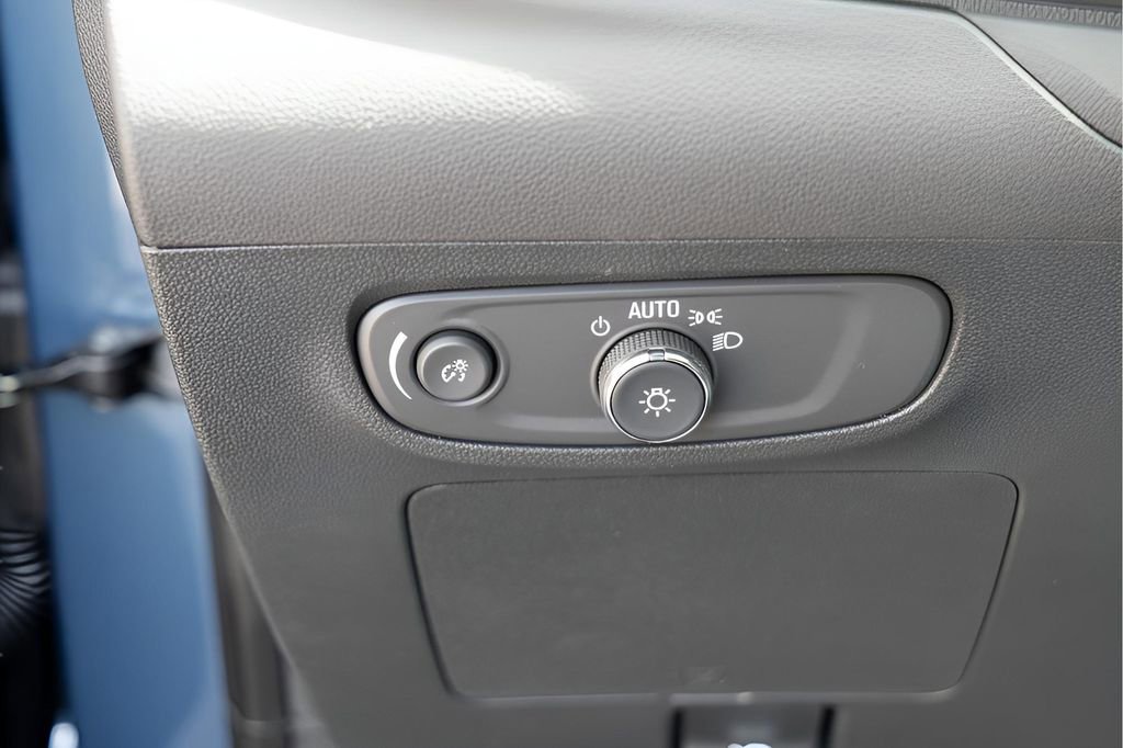 New 2026 Buick Encore GX Sport Touring w/ Advanced Technology Package image 18