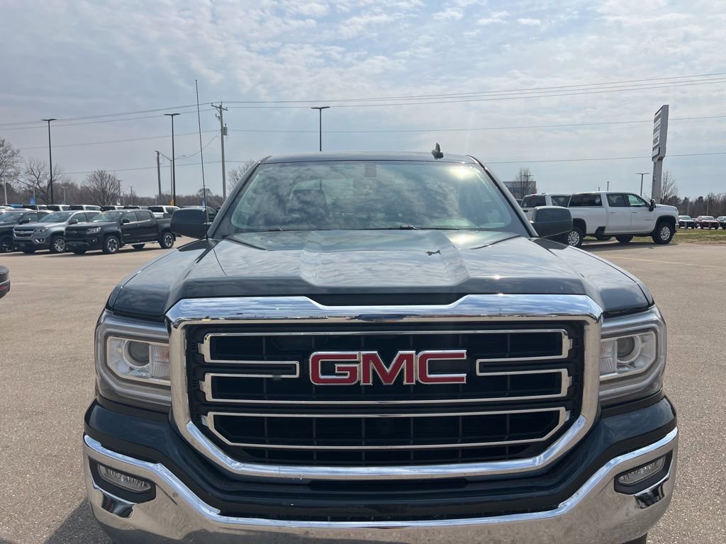 Used 2017 GMC Sierra 1500 SLE w/ SLE Value Package image 8