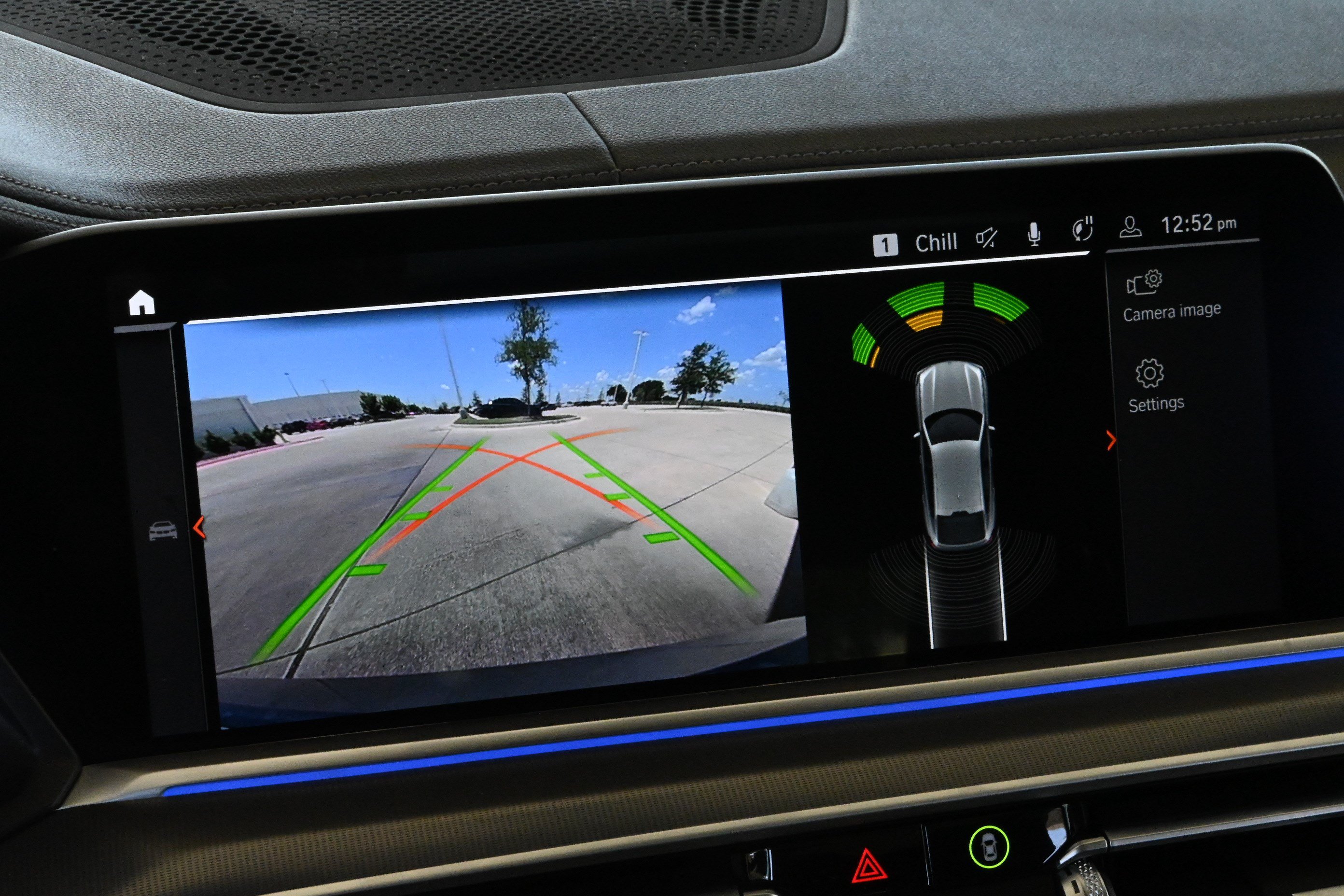 Certified 2022 BMW X6 M50i AWD/4WD image 17
