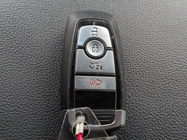Used 2024 Ford F150 Lightning XLT AWD/4WD image 29