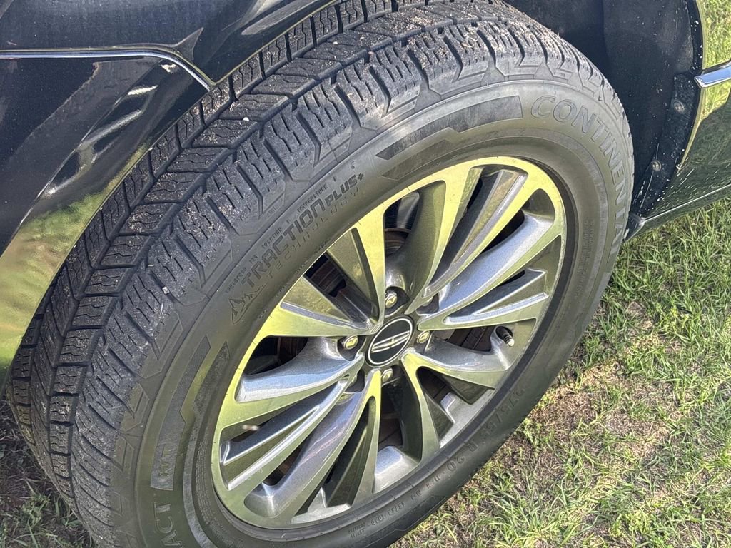 Used 2016 Lincoln Navigator L Select image 6