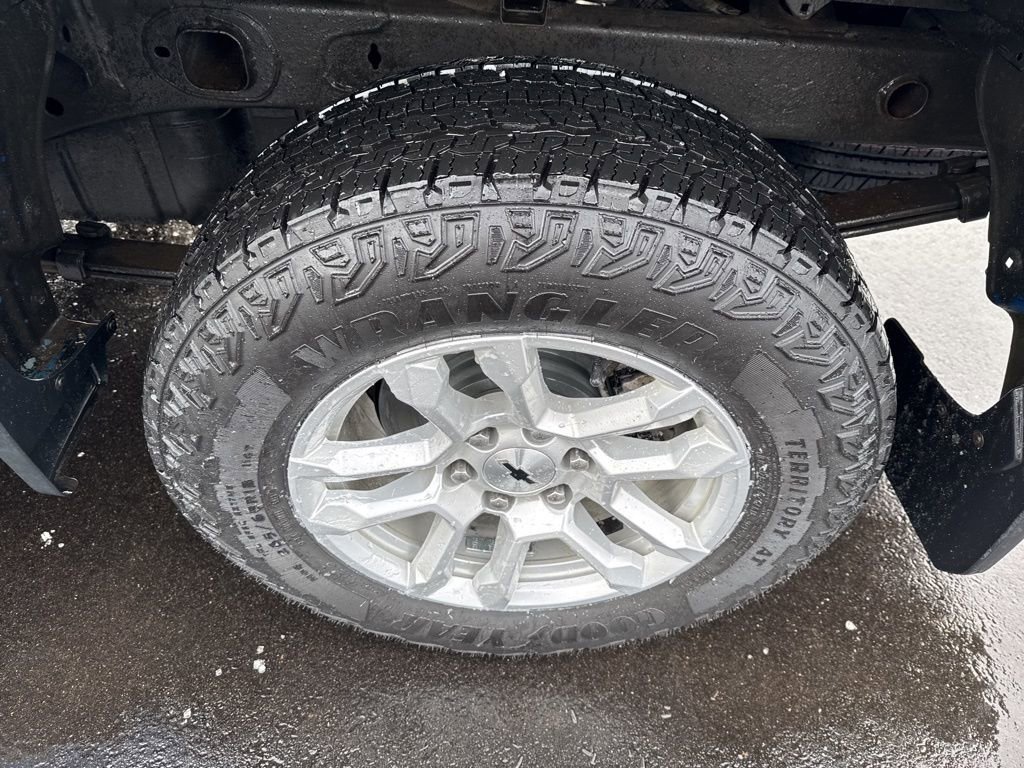 Used 2022 Chevrolet Silverado 1500 RST image 11