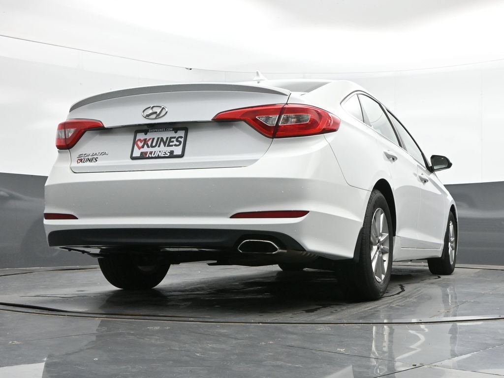 Used 2016 Hyundai Sonata SE FWD image 38