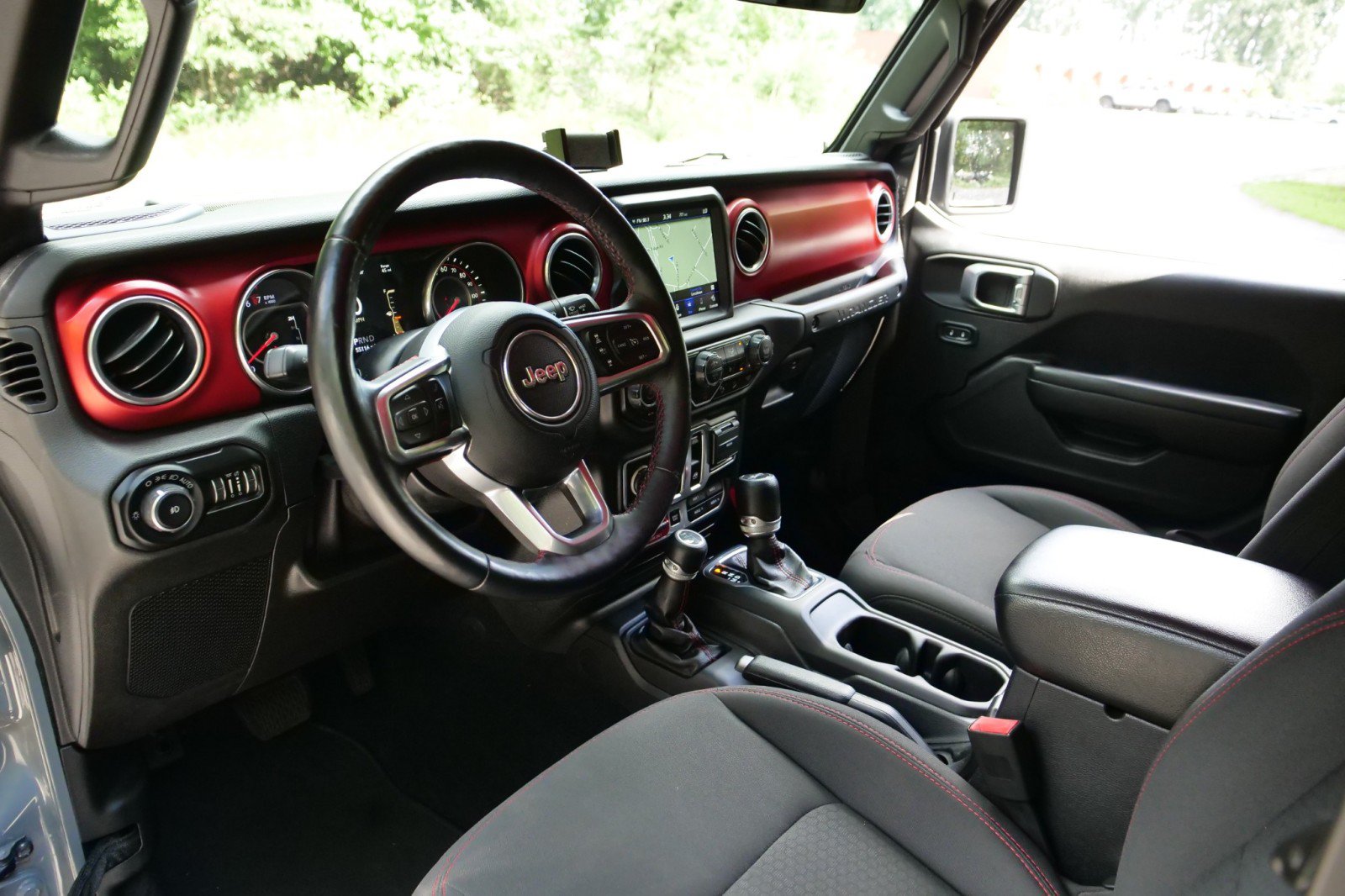Used 2019 Jeep Wrangler Rubicon AWD/4WD image 2