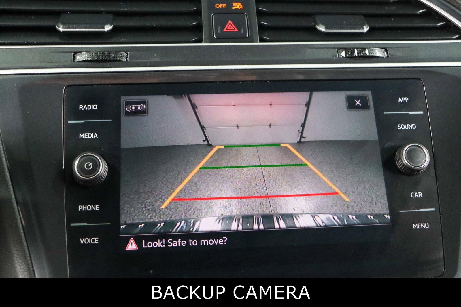 Used 2024 Volkswagen Tiguan SE R-Line FWD image 18