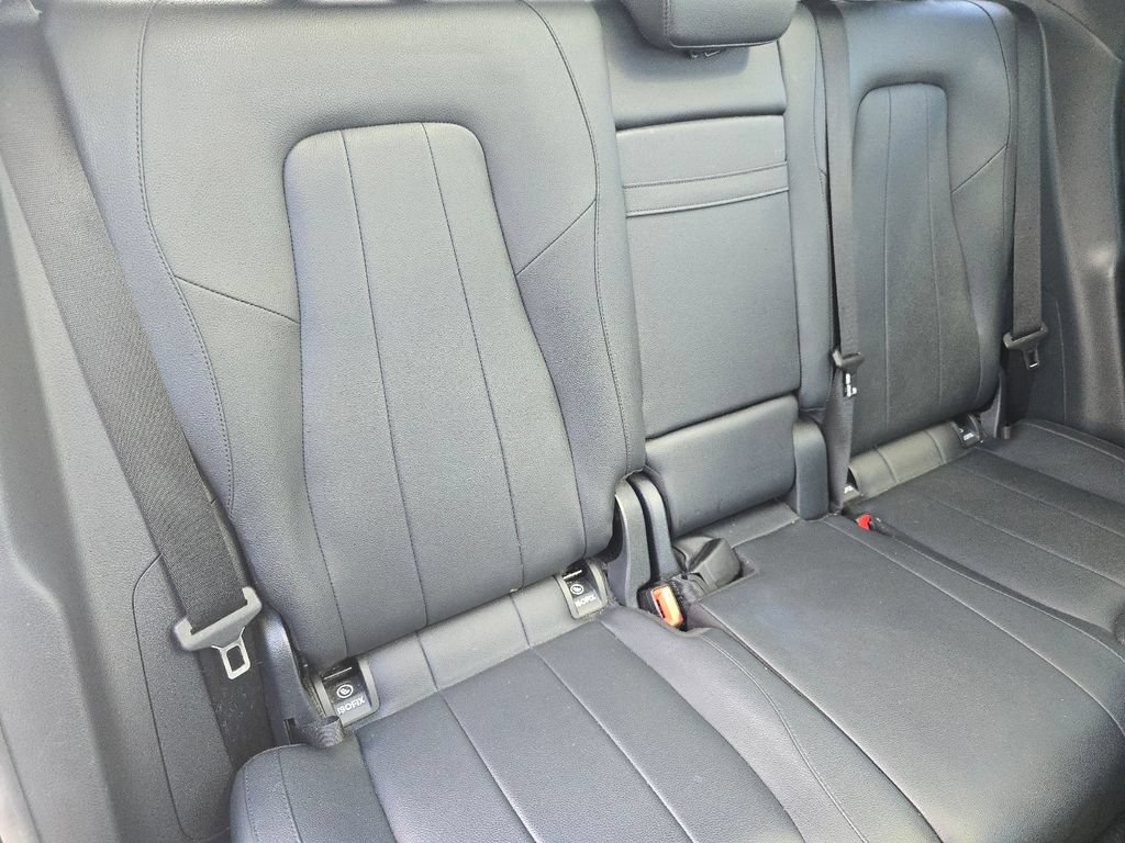 Used 2022 Mercedes-Benz GLA 250 4MATIC image 20