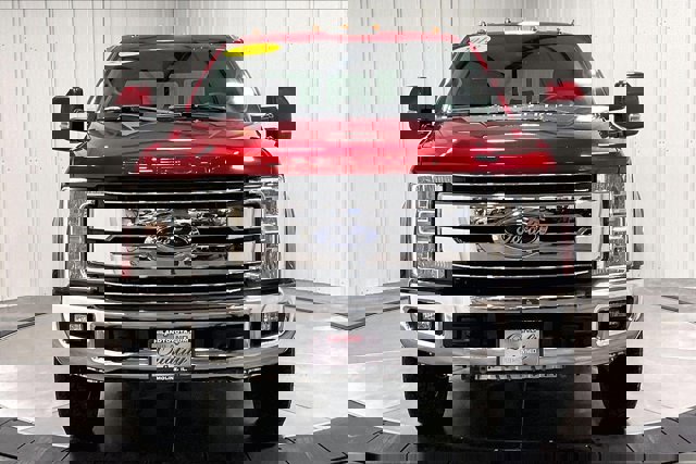 Used 2018 Ford F250 Lariat w/ Lariat Ultimate Package image 2