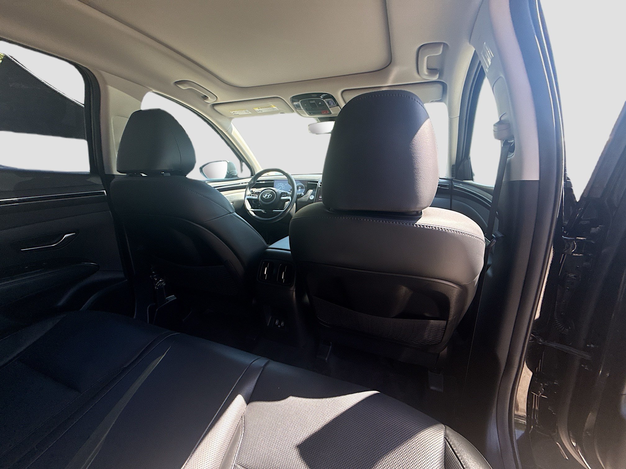 Used 2024 Hyundai Tucson Limited AWD/4WD image 27