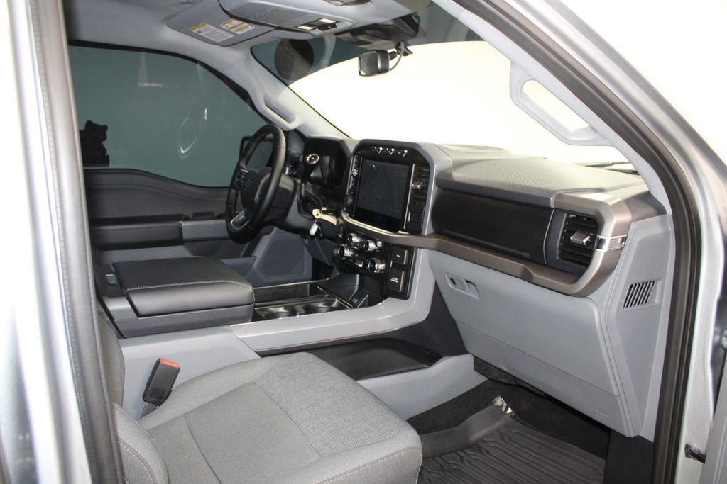 Used 2024 Ford F150 XLT w/ FX4 Off-Road Package image 31