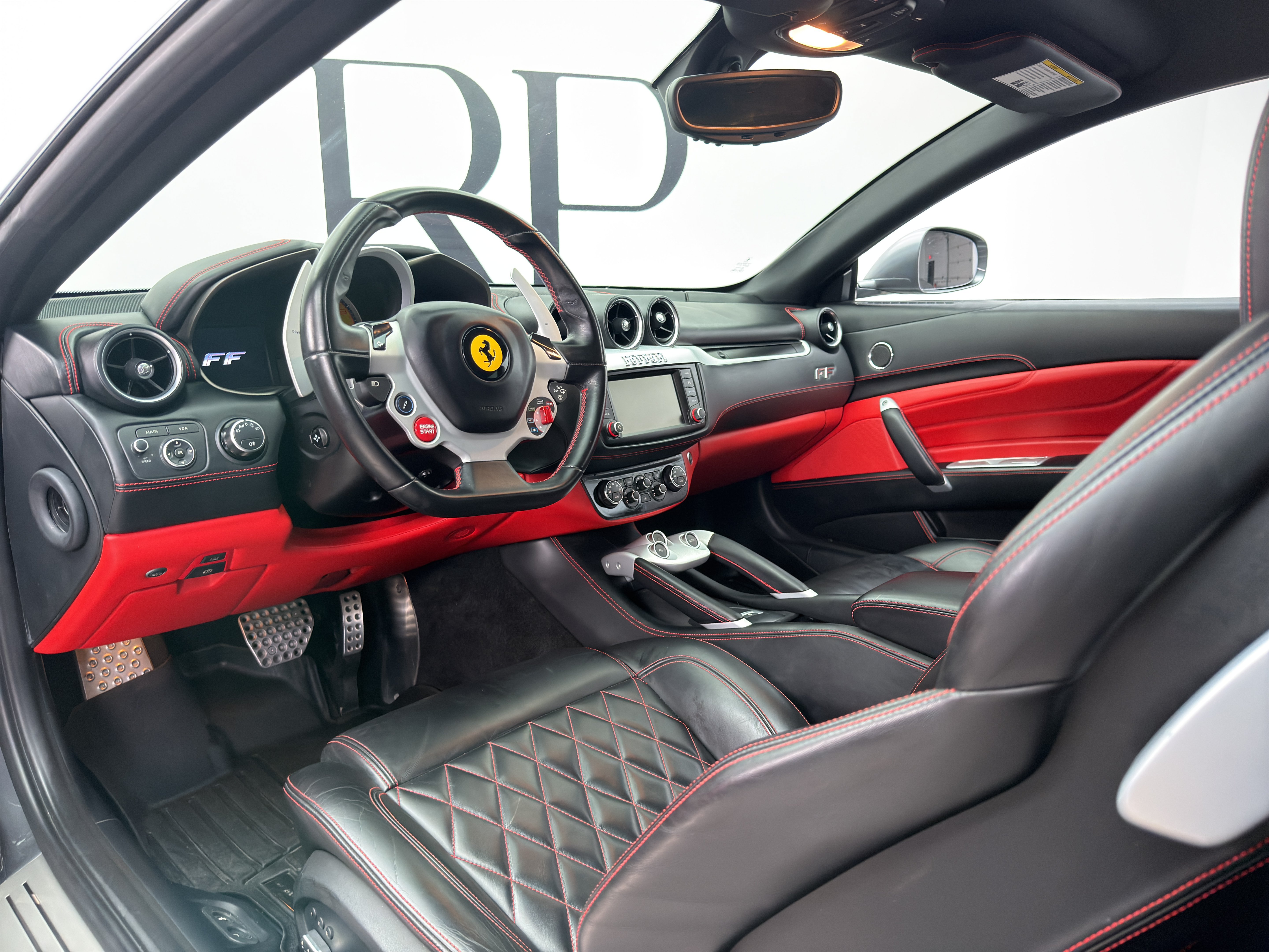 Used 2015 Ferrari FF AWD/4WD image 16