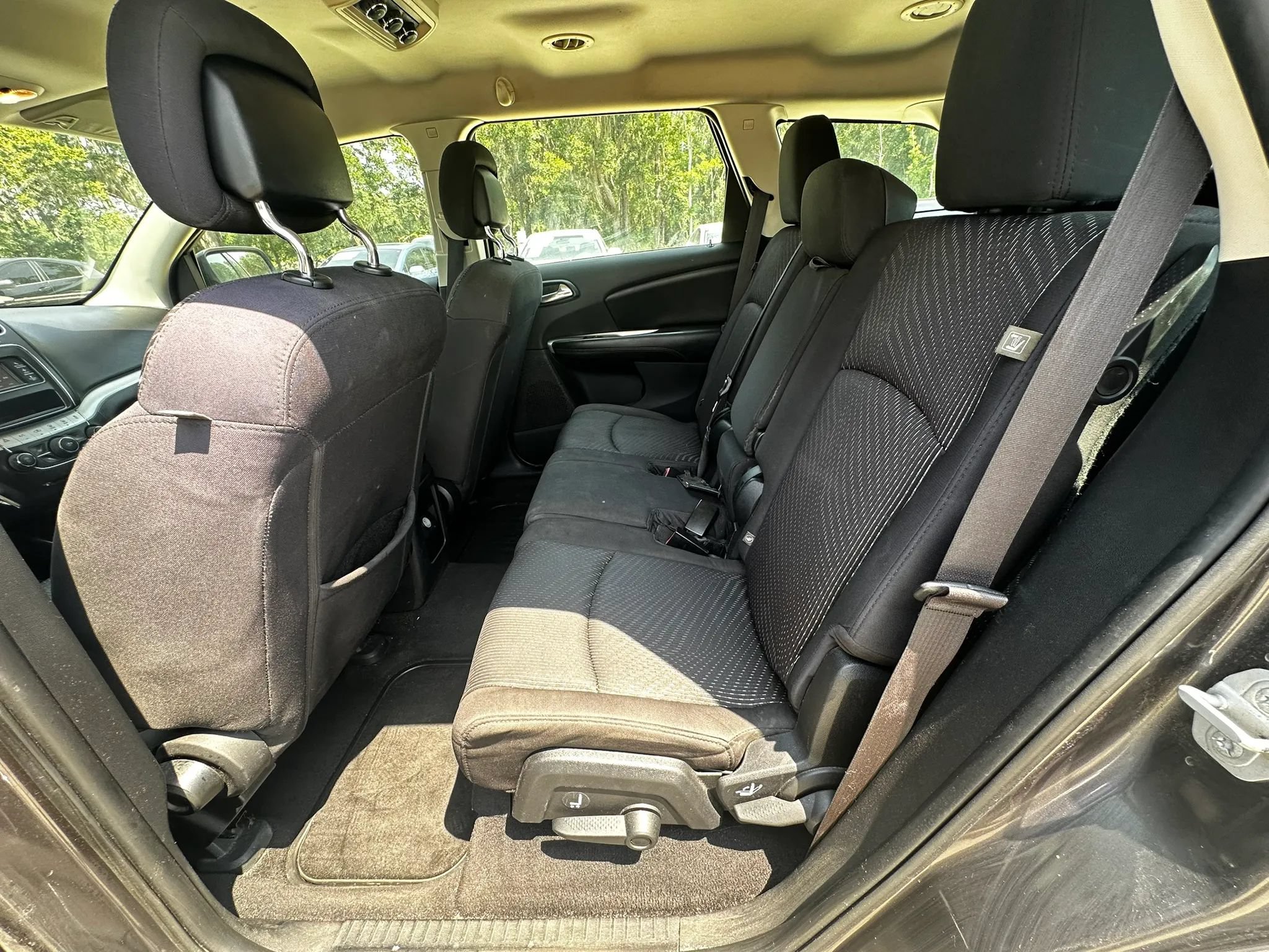 Used 2015 Dodge Journey American Value Package w/ Flexible Seating Group FWD image 41