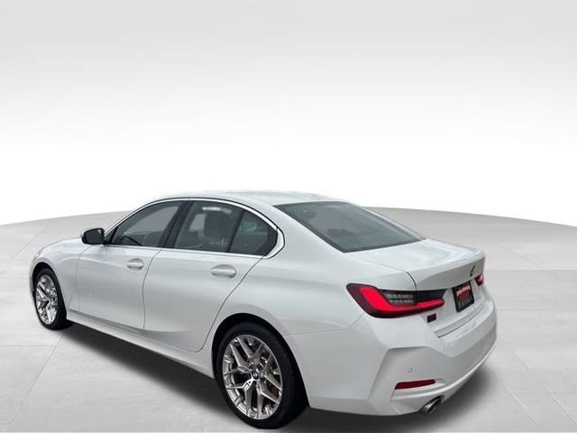 Used 2025 BMW 330i Sedan image 2