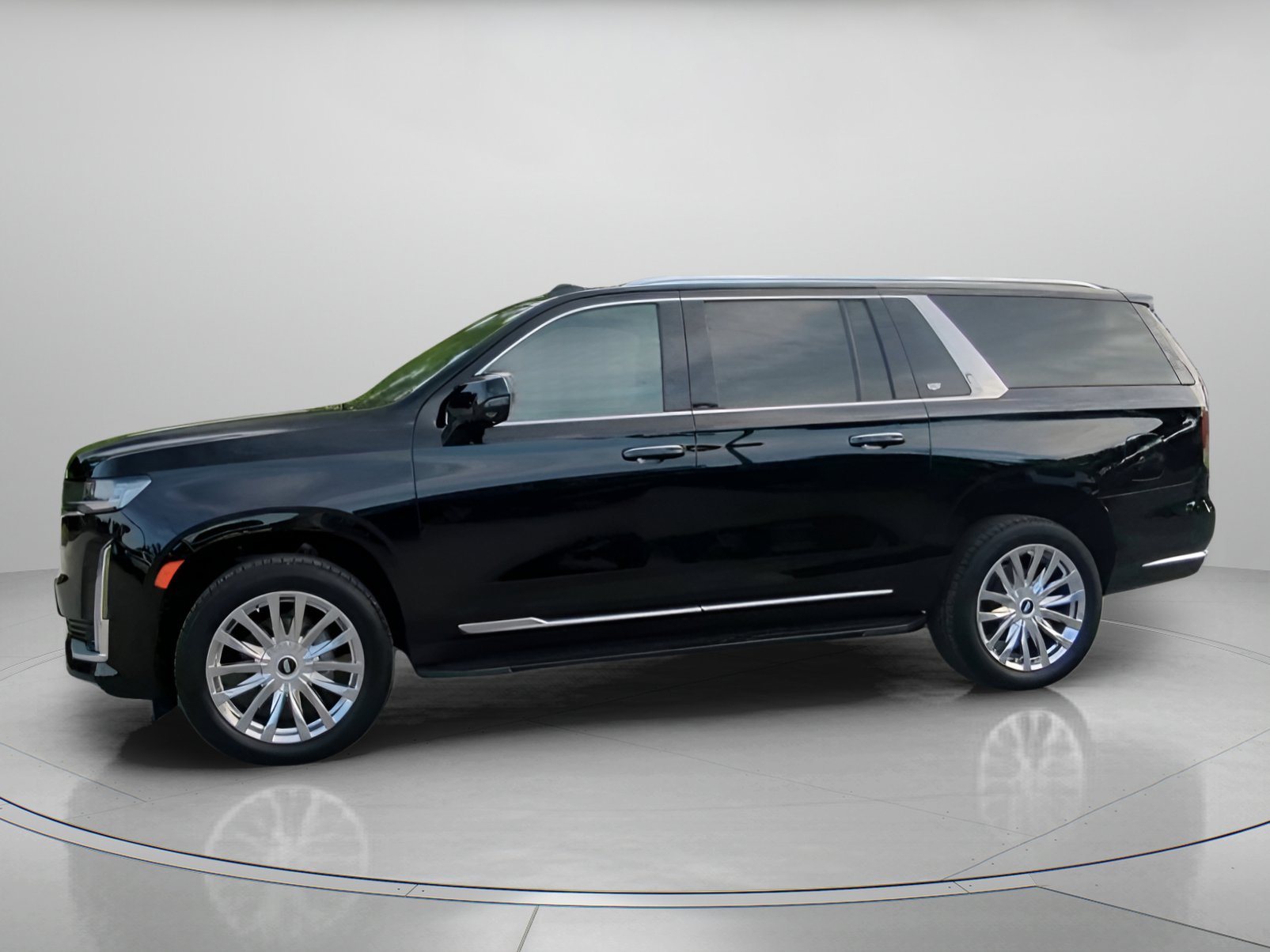 Used 2021 Cadillac Escalade ESV Premium Luxury AWD/4WD image 15