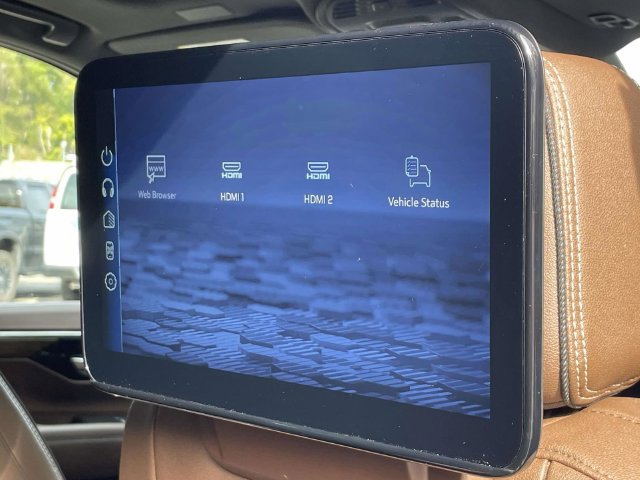 Certified 2025 Chevrolet Tahoe High Country AWD/4WD image 24