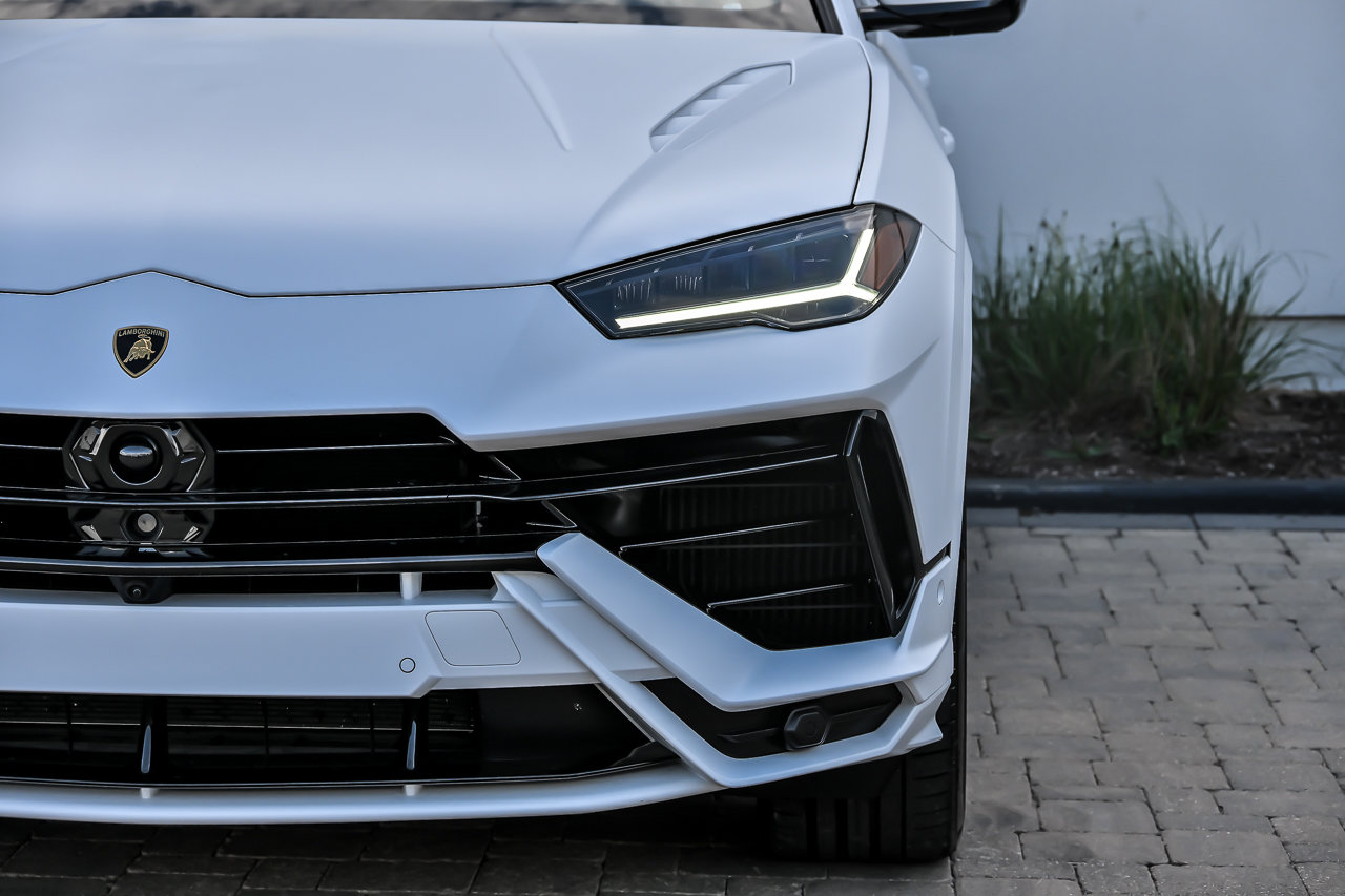 Used 2024 Lamborghini Urus S AWD/4WD image 5