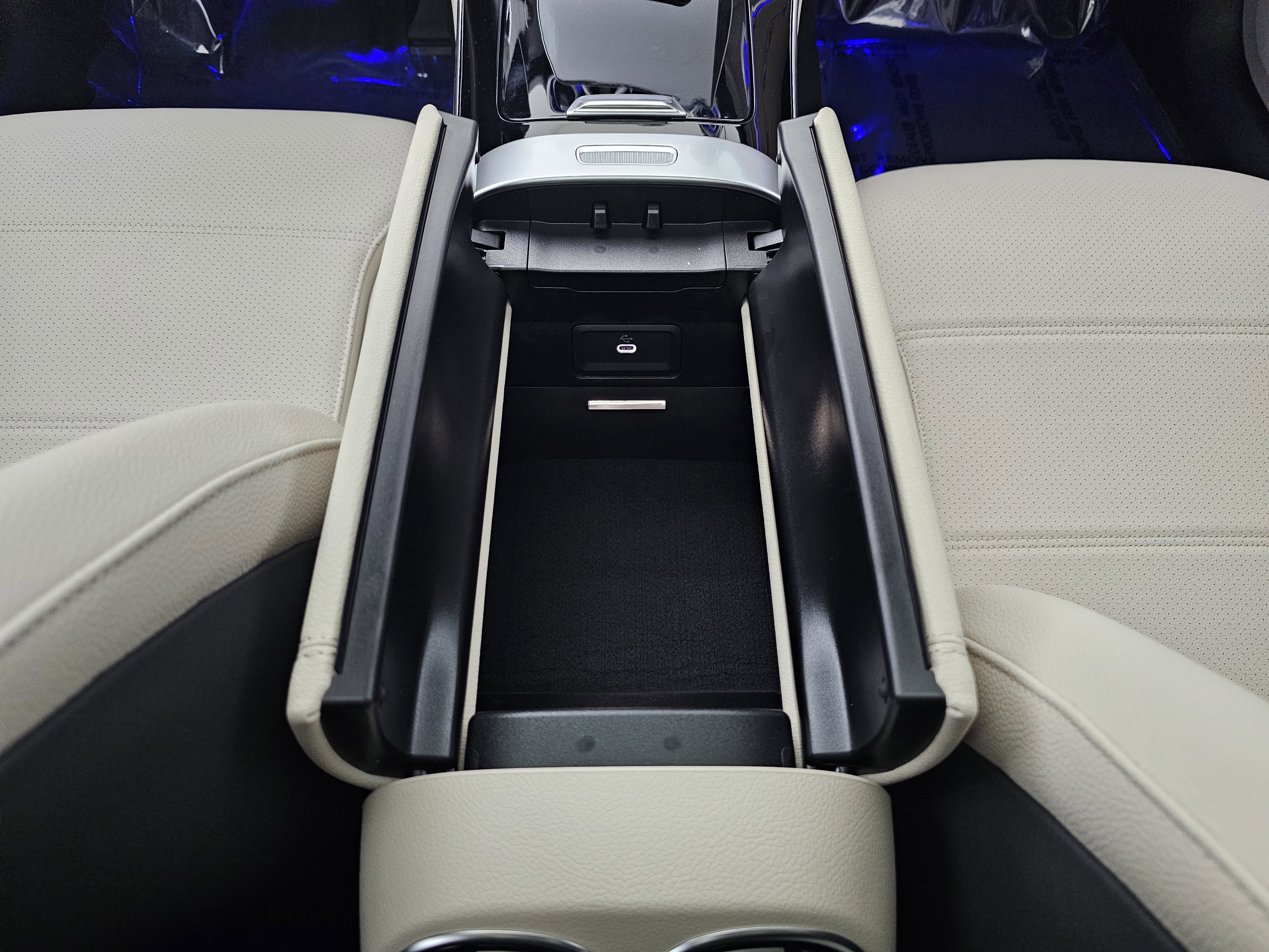 New 2026 Mercedes-Benz C 300 4MATIC Sedan image 33