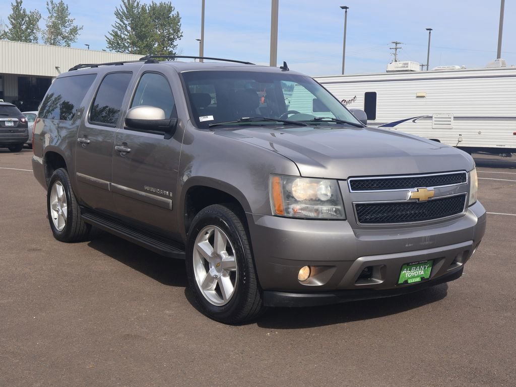 Used 2007 Chevrolet Suburban LT image 10