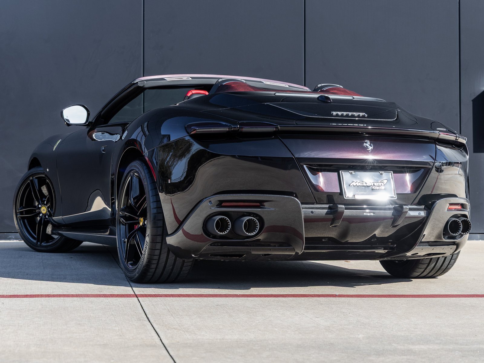 Used 2024 Ferrari Roma Spider image 6