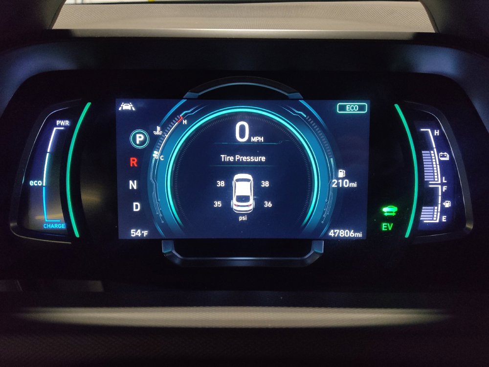 Used 2021 Hyundai Ioniq SE FWD image 23
