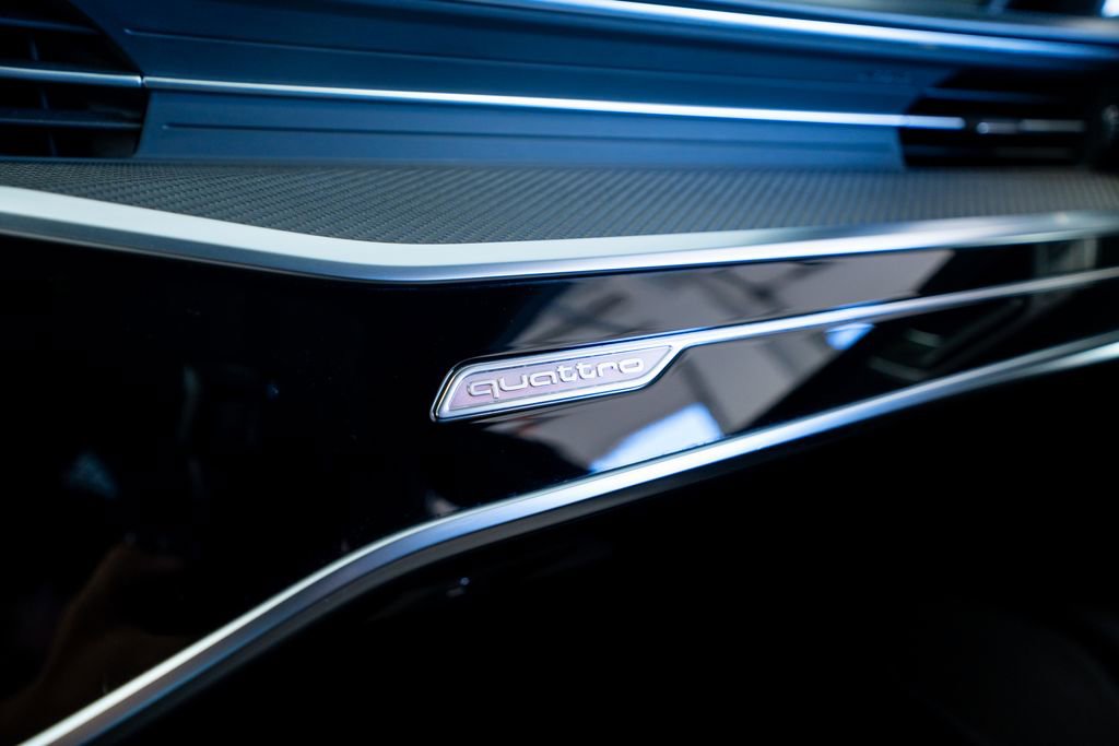 Used 2021 Audi RS 6 w/ Carbon Optic Package image 51