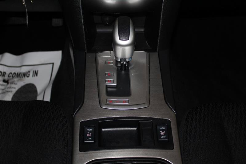 Used 2010 Subaru Legacy 2.5i Premium AWD/4WD image 16