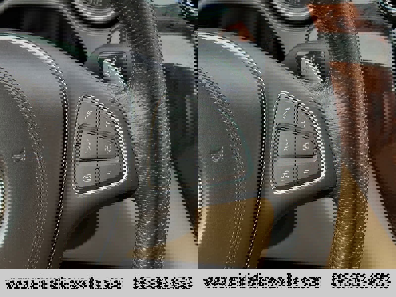 Used 2019 Mercedes-Benz GLS 450 4MATIC w/ Premium 1 Package image 19