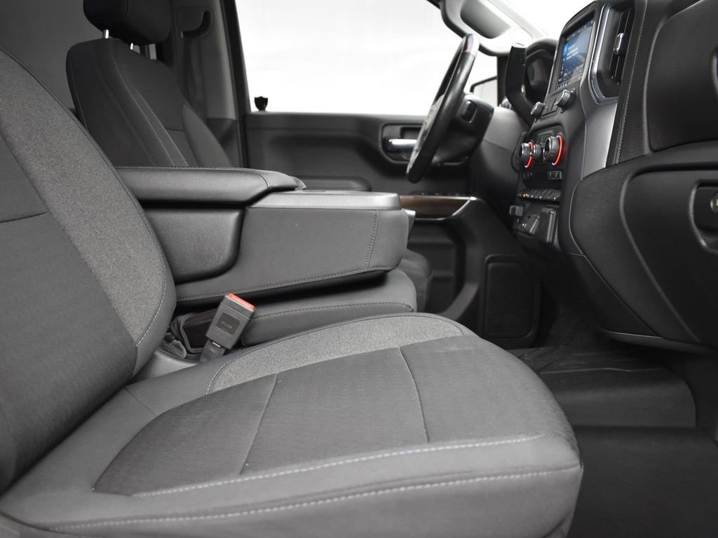 Used 2020 Chevrolet Silverado 1500 LT w/ Texas Edition image 28