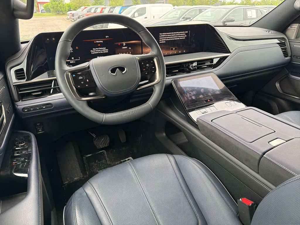 Used 2026 INFINITI QX80 4WD w/ Sport Exterior Package image 11