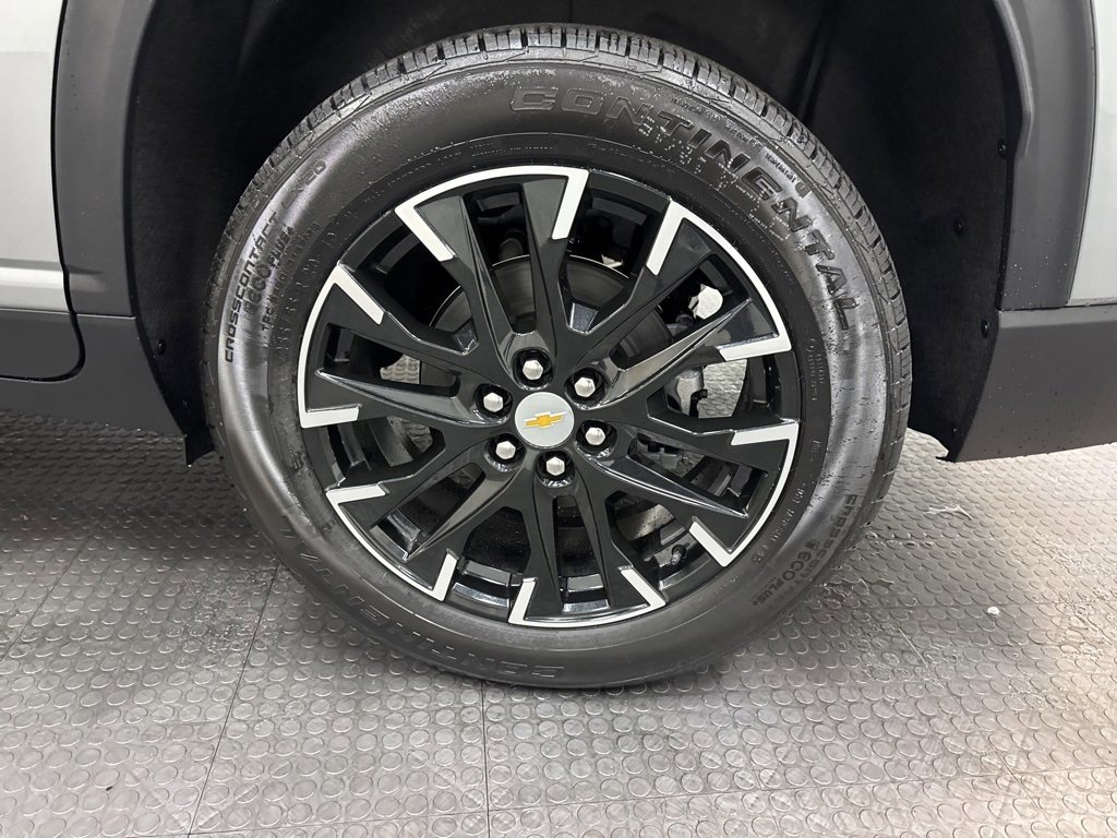 New 2026 Chevrolet Traverse LT w/ Sun and Wheel Package image 10