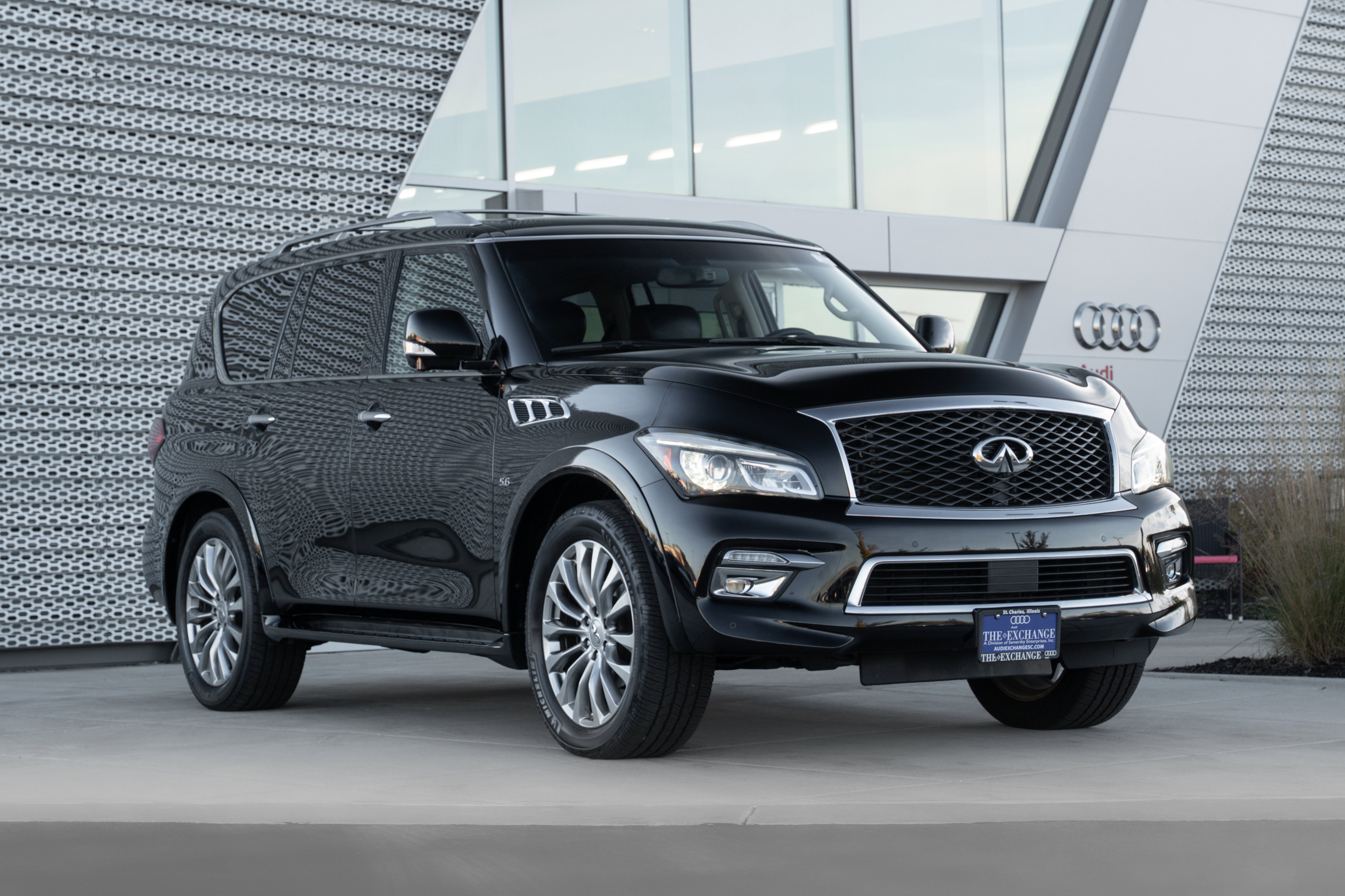 Used 2015 INFINITI QX80 Luxe w/ 22" Wheel Package