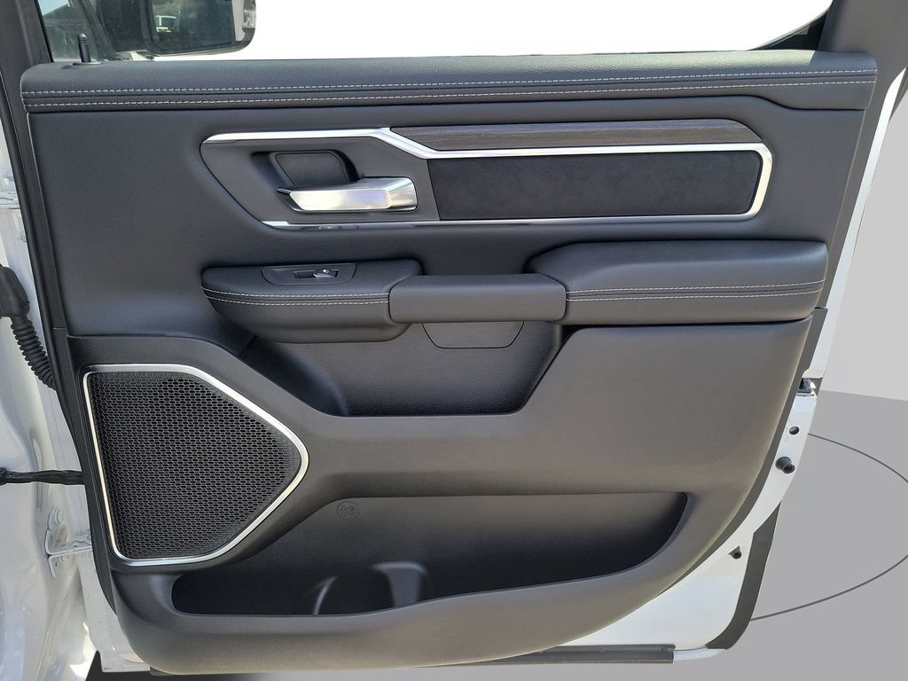 New 2026 RAM 1500 Laramie w/ Night Edition AWD/4WD image 35