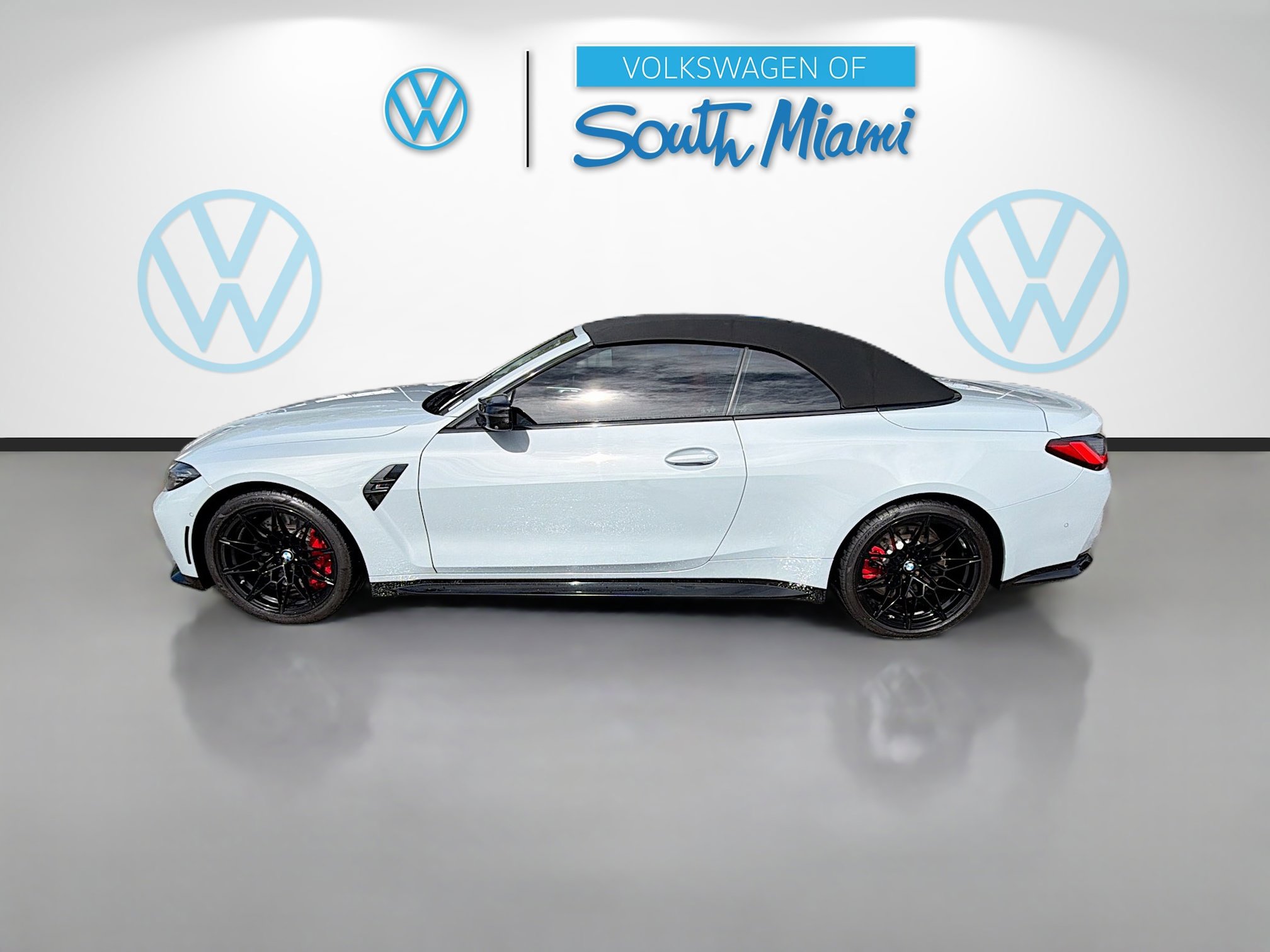 Used 2022 BMW M4 xDrive Competition w/ Executive Package image 4