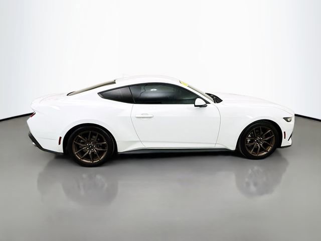 Used 2024 Ford Mustang Premium image 8