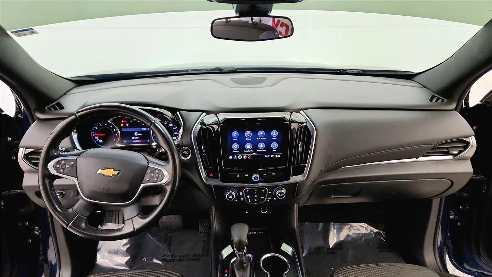 Used 2022 Chevrolet Traverse LT image 35