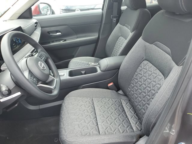 New 2026 Nissan Kicks SV w/ SV Premium Package AWD/4WD image 21