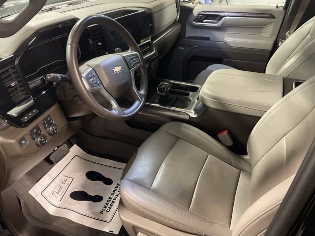 Used 2023 Chevrolet Silverado 1500 LTZ w/ LTZ Premium Package image 15