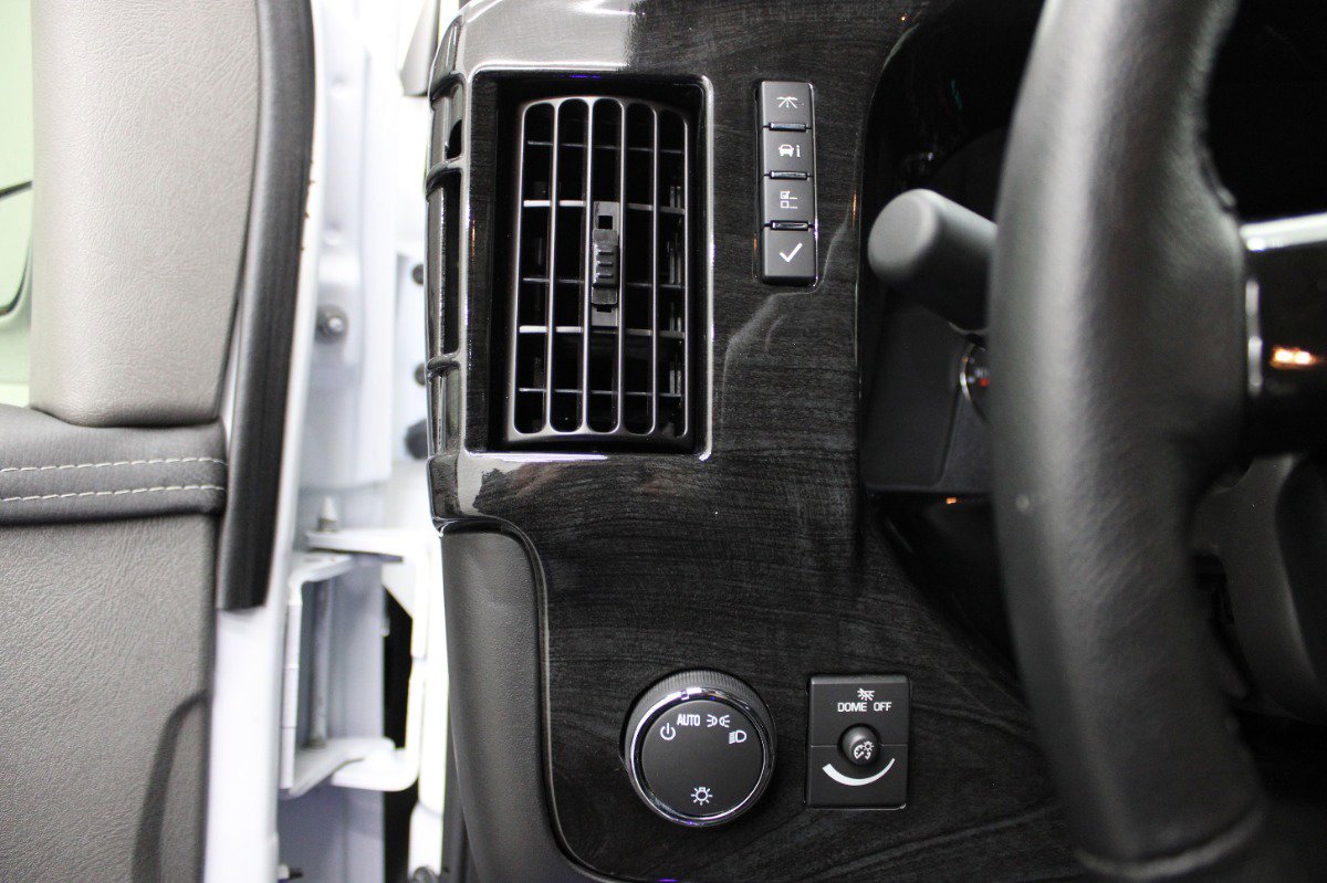 Used 2025 Chevrolet Express 2500 Extended w/ Driver Convenience Package image 23