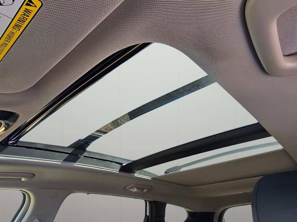 Used 2023 Hyundai Santa Fe SEL w/ Premium Package image 20