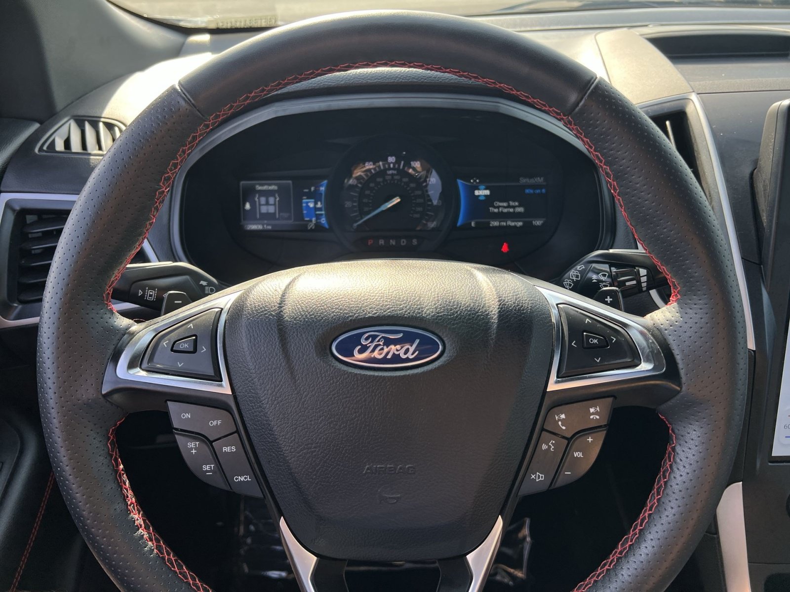 Certified 2024 Ford Edge ST-Line w/ Class II Trailer Tow Package AWD/4WD image 24