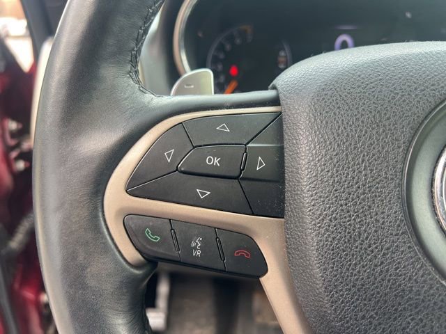 Used 2014 Jeep Grand Cherokee Limited w/ Luxury Group II image 28